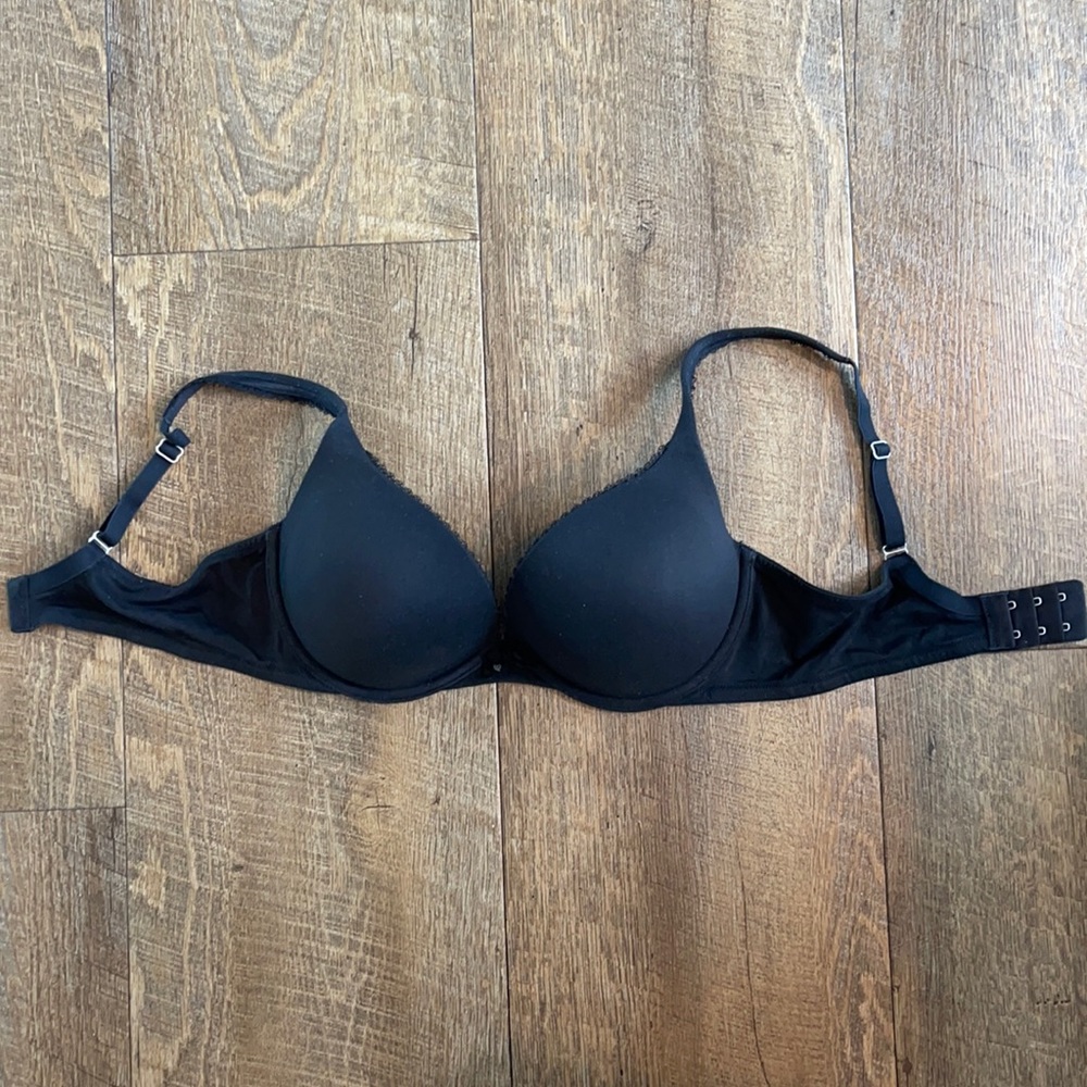 Body by Victoria Push Up Bra